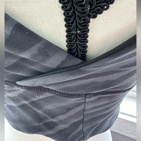Lululemon Align Reversible Bra size 8 - Picture 8 of 12